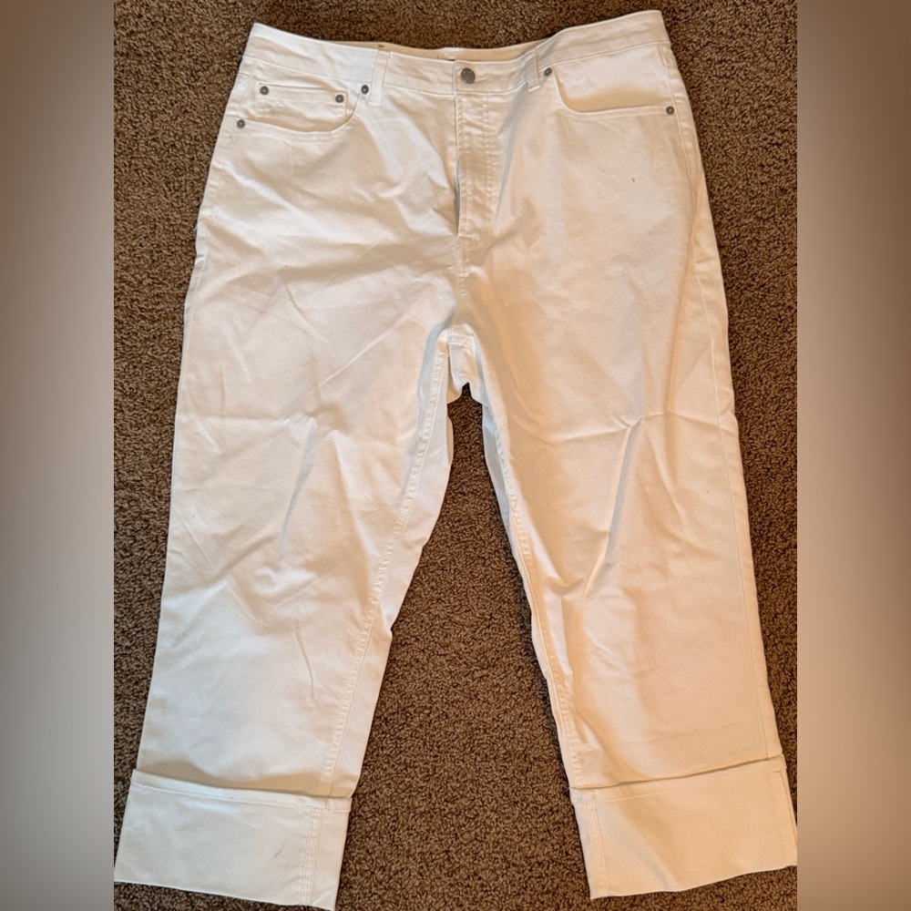White Cropped Jeans